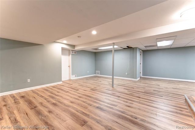 16840 Savoie Street, Livonia, MI 48154