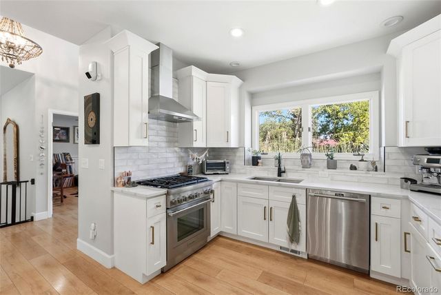 434 E Lake Place, Littleton, CO 80121