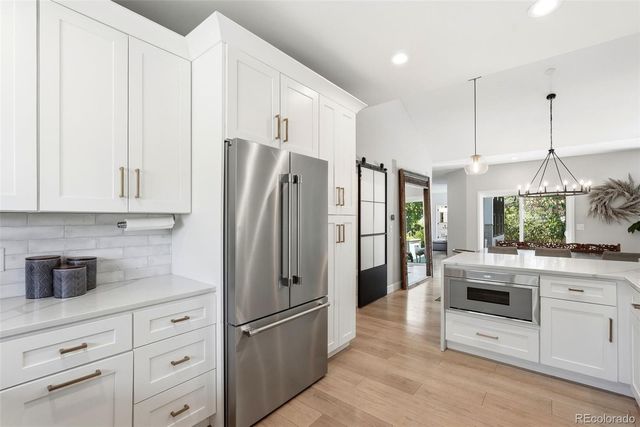 434 E Lake Place, Littleton, CO 80121