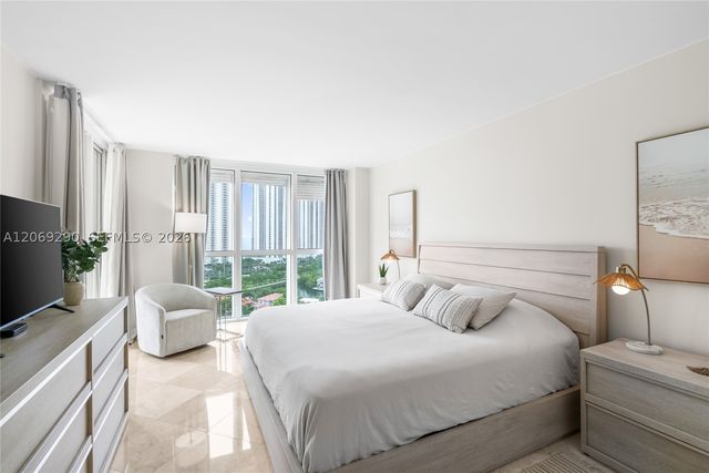 16500 Collins Ave 1752, Sunny Isles Beach, FL 33160