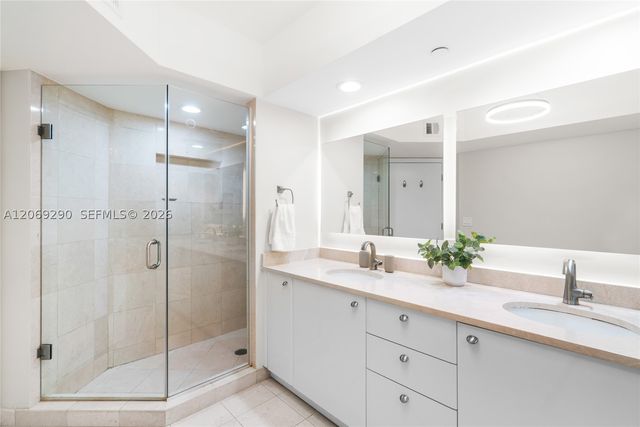 16500 Collins Ave 1752, Sunny Isles Beach, FL 33160