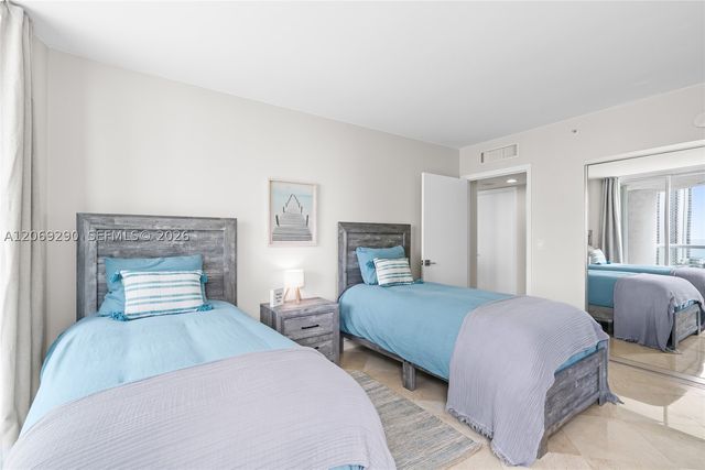 16500 Collins Ave 1752, Sunny Isles Beach, FL 33160