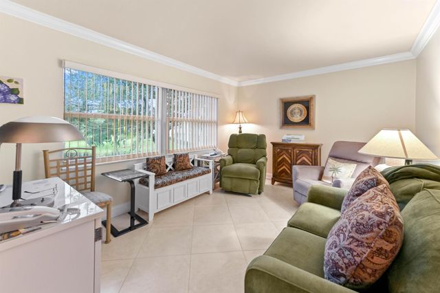 1202 Bahama Bend J2, Coconut Creek, FL 33066