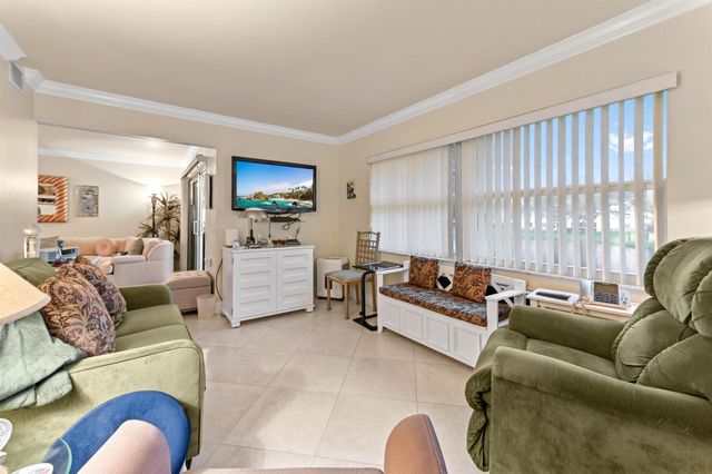 1202 Bahama Bend J2, Coconut Creek, FL 33066