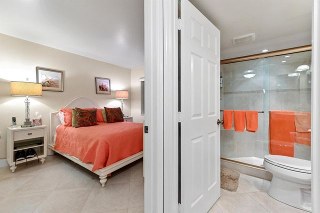 1202 Bahama Bend J2, Coconut Creek, FL 33066