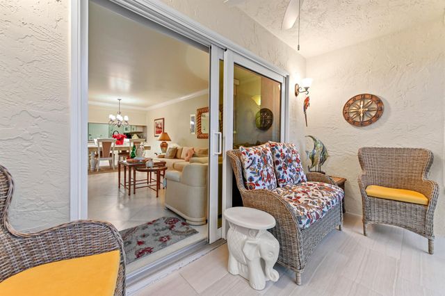 1202 Bahama Bend J2, Coconut Creek, FL 33066