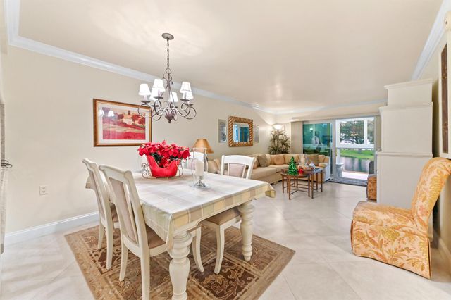 1202 Bahama Bend J2, Coconut Creek, FL 33066