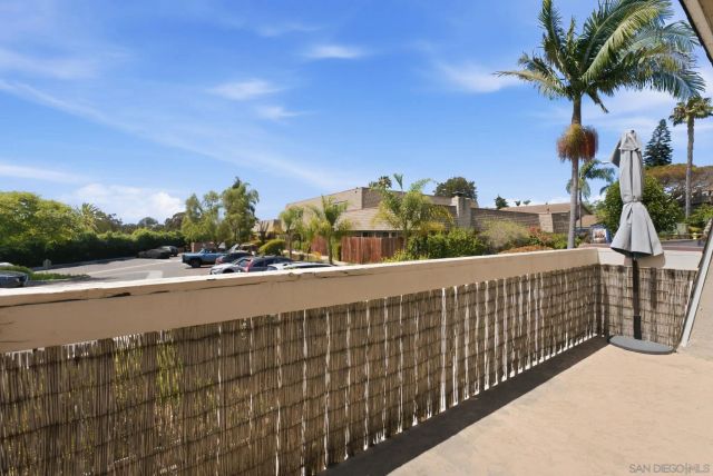 405 Requeza St H12, Encinitas, CA 92024