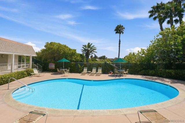 405 Requeza St H12, Encinitas, CA 92024