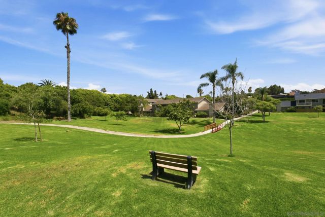 405 Requeza St H12, Encinitas, CA 92024