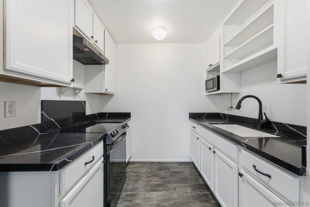 405 Requeza St H12, Encinitas, CA 92024