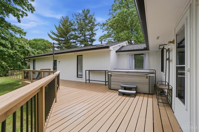 6594 Springdale Road, Colerain Twp, OH 45247