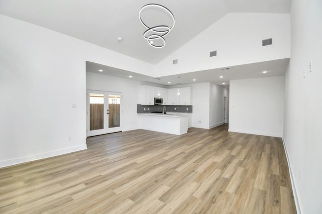 8109 Hamlet Street, Houston, TX 77078