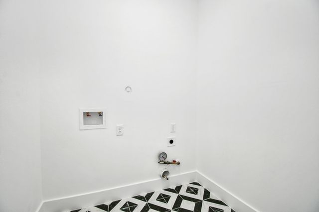 8109 Hamlet Street, Houston, TX 77078