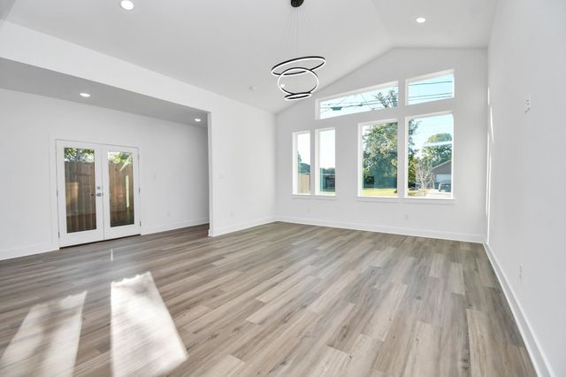 8109 Hamlet Street, Houston, TX 77078