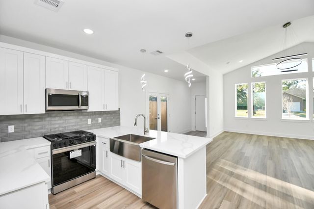 8109 Hamlet Street, Houston, TX 77078