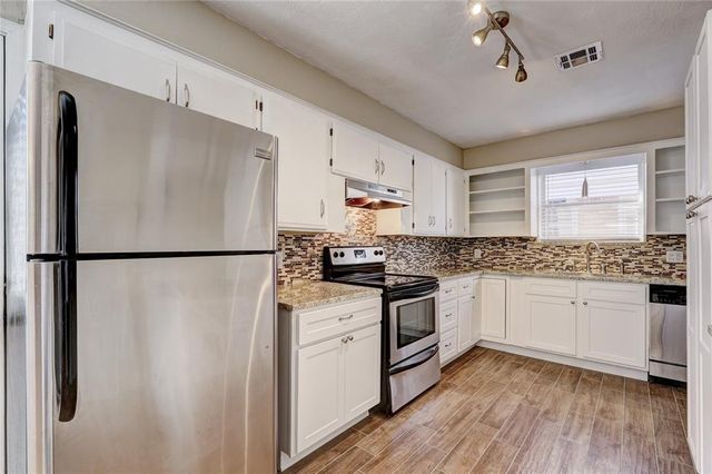 2808 Kent Drive, Oklahoma City, OK 73120