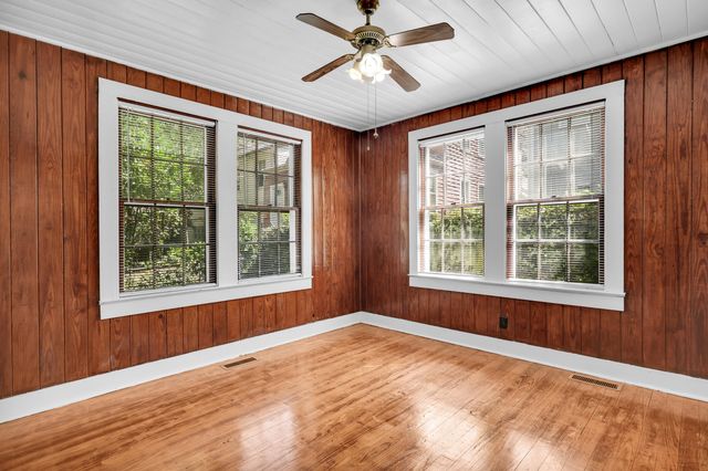 12 John Street, Charleston, SC 29403