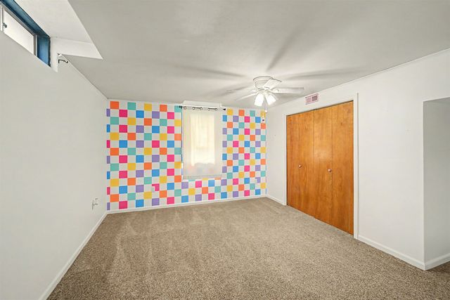 2323 Linden Dr, Salina, KS 67401