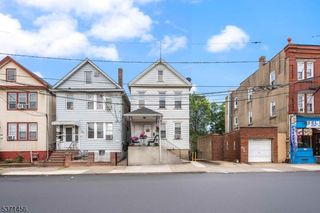 332 South St, Elizabeth City, NJ 07202