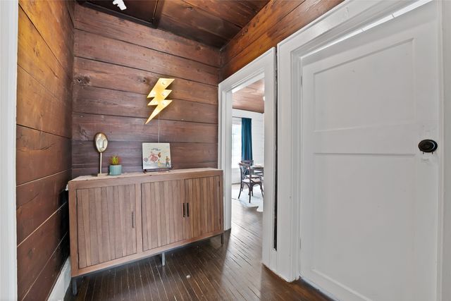 124 E 6th Street, Dallas, TX 75203