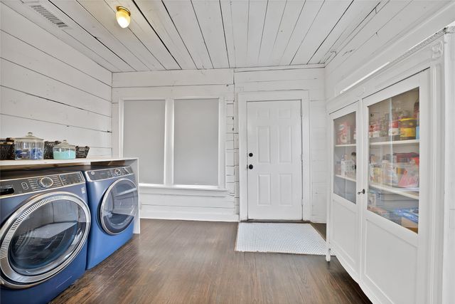 124 E 6th Street, Dallas, TX 75203