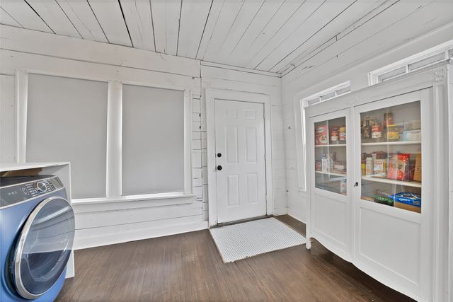 124 E 6th Street, Dallas, TX 75203