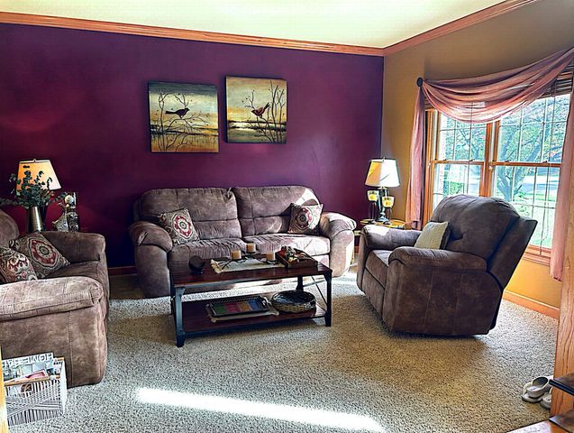 2484 Warwick Court, Aurora, IL 60503