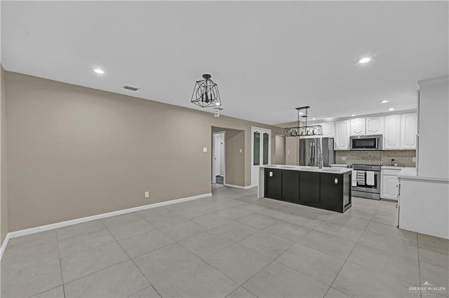 2401 S Jackson Road 29, Pharr, TX 78577