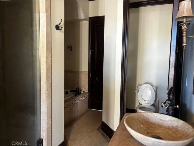 9355 Florence, Downey, CA 90240