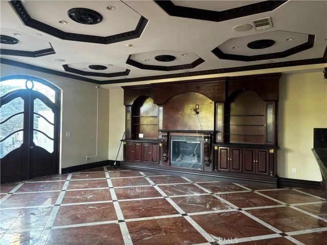 9355 Florence, Downey, CA 90240