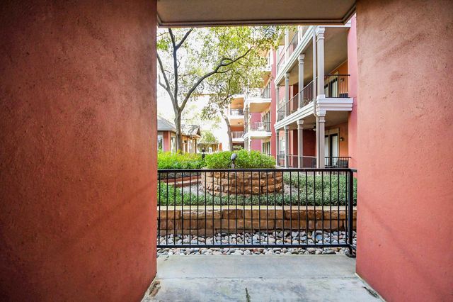 2400 Mccue Road 113, Houston, TX 77056