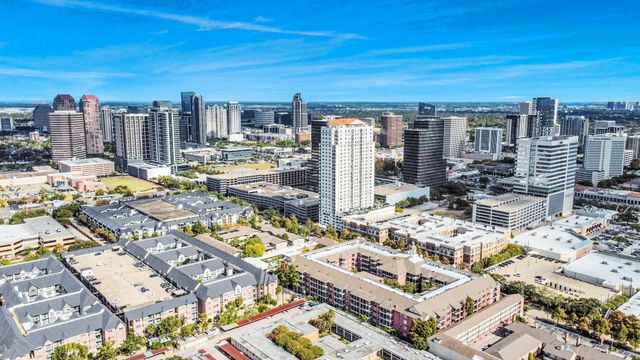 2400 Mccue Road 113, Houston, TX 77056