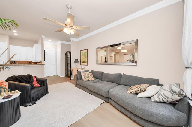 2400 Mccue Road 113, Houston, TX 77056