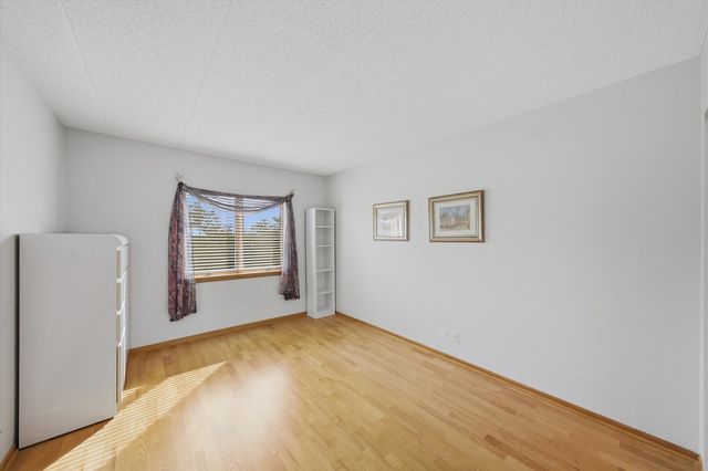 545 S River Road 505, Des Plaines, IL 60016