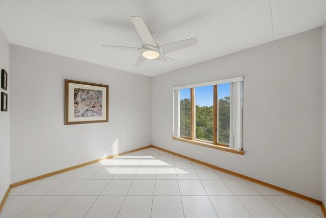 545 S River Road 505, Des Plaines, IL 60016