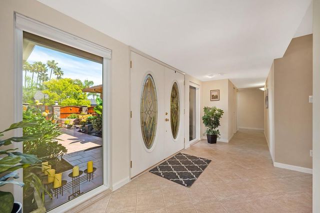 20 Keel Ct, Sacramento, CA 95831