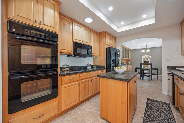 20 Keel Ct, Sacramento, CA 95831