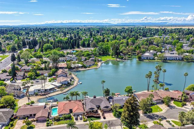 20 Keel Ct, Sacramento, CA 95831