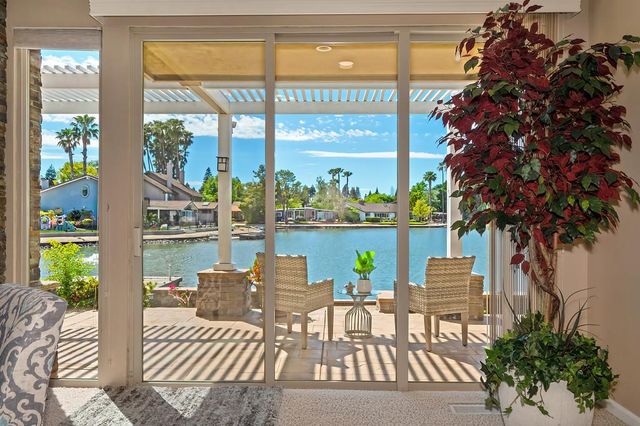 20 Keel Ct, Sacramento, CA 95831