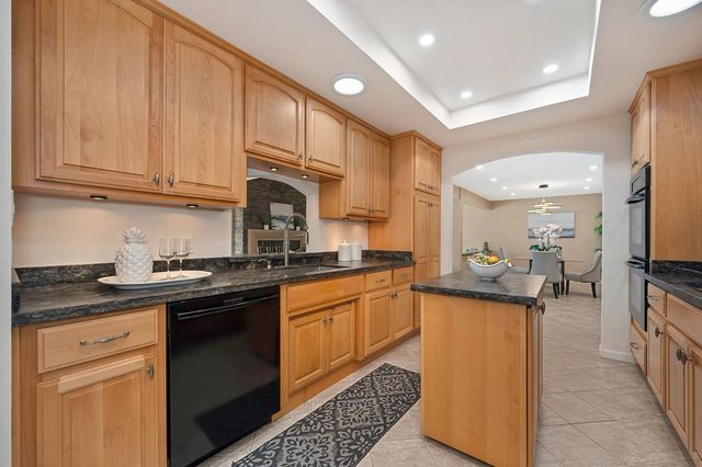 20 Keel Ct, Sacramento, CA 95831