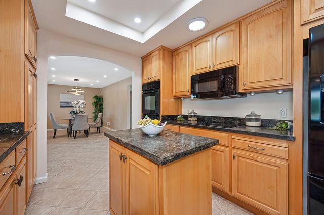 20 Keel Ct, Sacramento, CA 95831