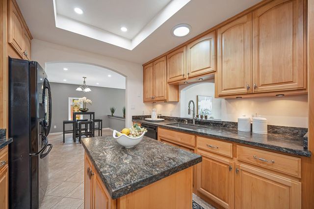 20 Keel Ct, Sacramento, CA 95831