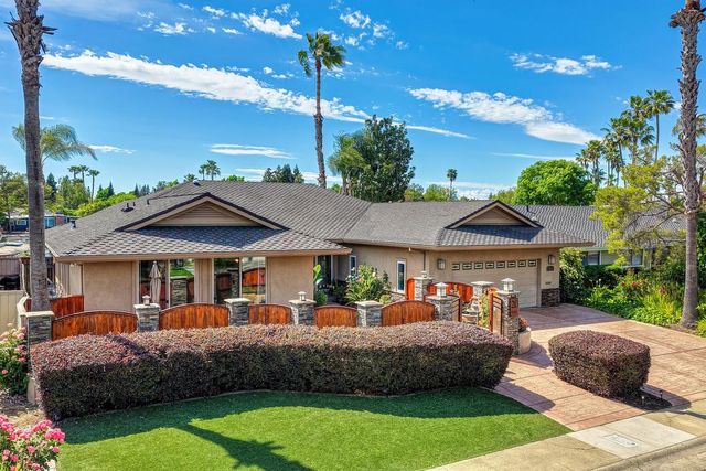 20 Keel Ct, Sacramento, CA 95831