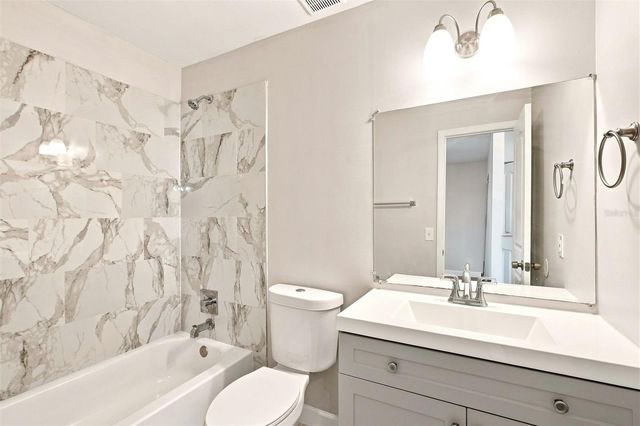 5799 FRAN COURT, North Port, FL 34287