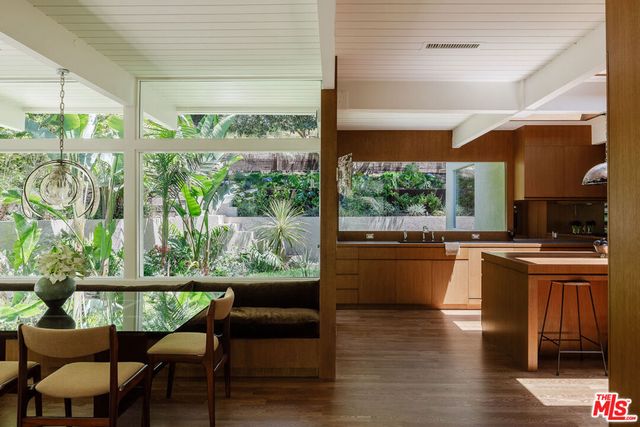 2544 Greenvalley Road, Los Angeles, CA 90046
