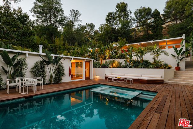 2544 Greenvalley Road, Los Angeles, CA 90046