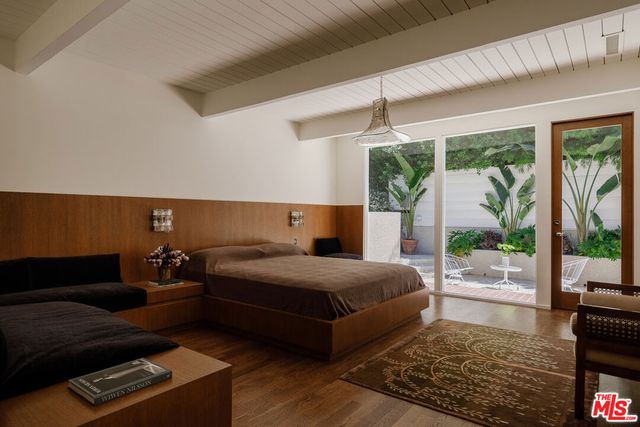2544 Greenvalley Road, Los Angeles, CA 90046