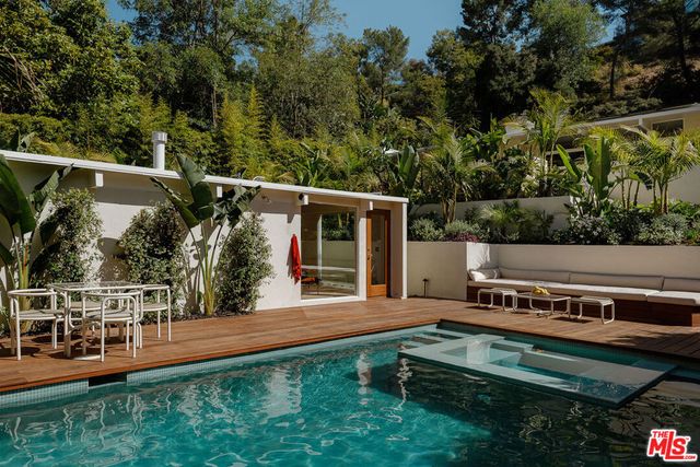 2544 Greenvalley Road, Los Angeles, CA 90046