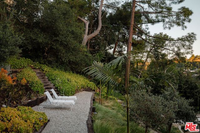2544 Greenvalley Road, Los Angeles, CA 90046